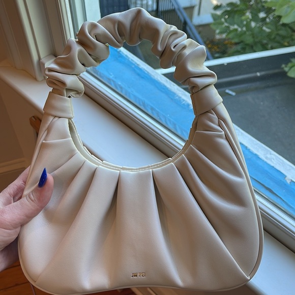 COPY - Off white mini shoulder bag - Picture 2 of 5